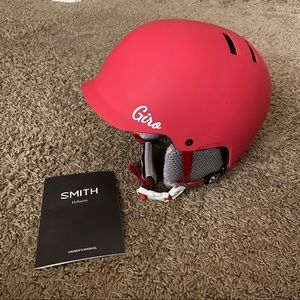 NWOT Jr. Giro Vault Ski/Snowboard Helmet